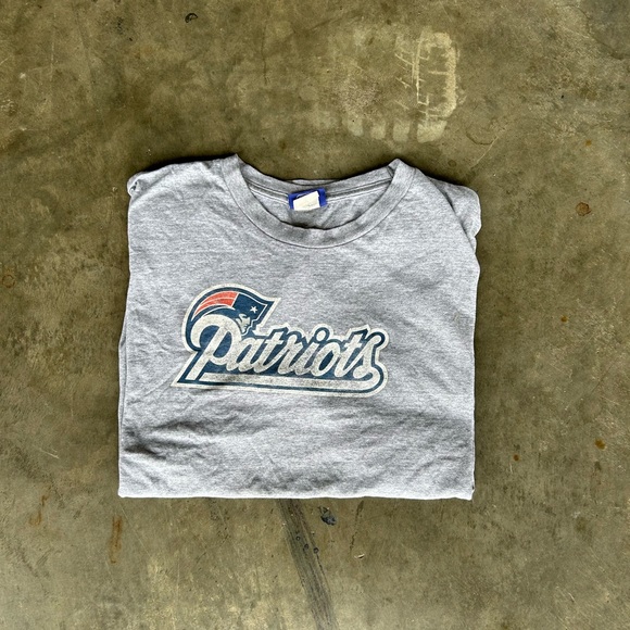 Vintage Reebok Patriots tee - Picture 3 of 3